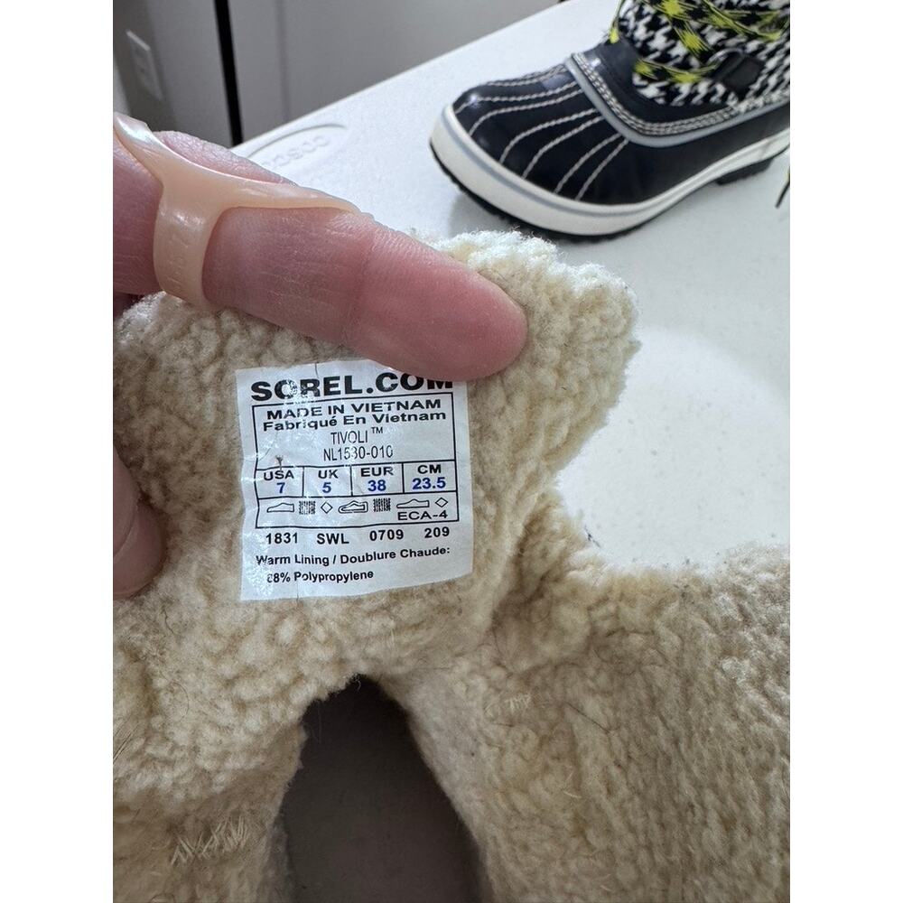 "SOREL" Tivoli, Women's Boots,Houndstooth Plaid, Winter, Waterproof, 7, SEE PICS - Picture 2 of 10